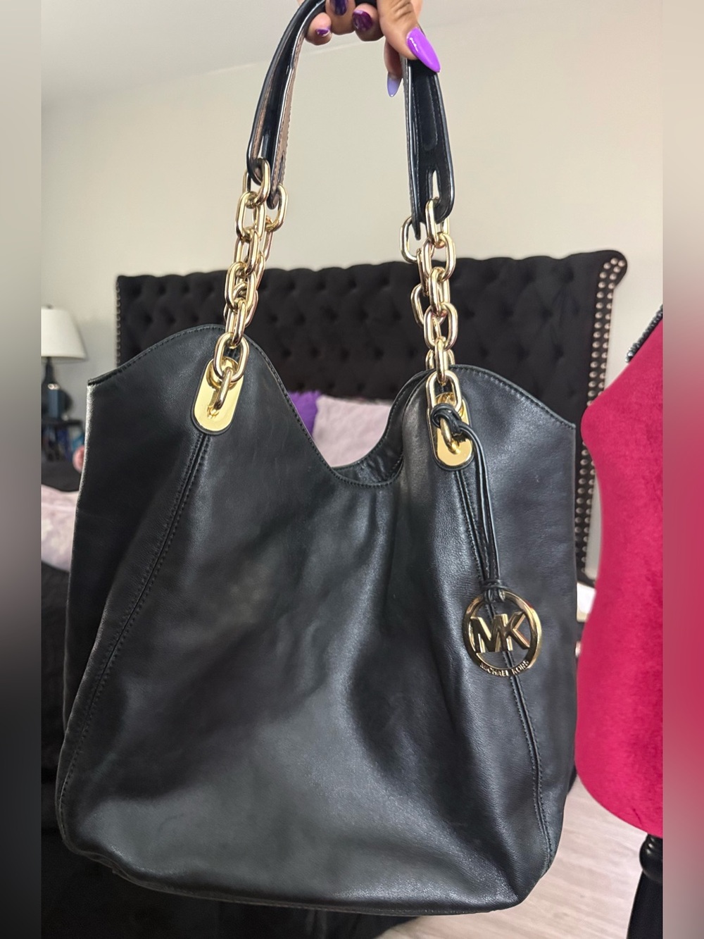 Y2K Michael Kors Lillie Buttery Leather Slouchy Tote Bag w/ Charm Black Gold